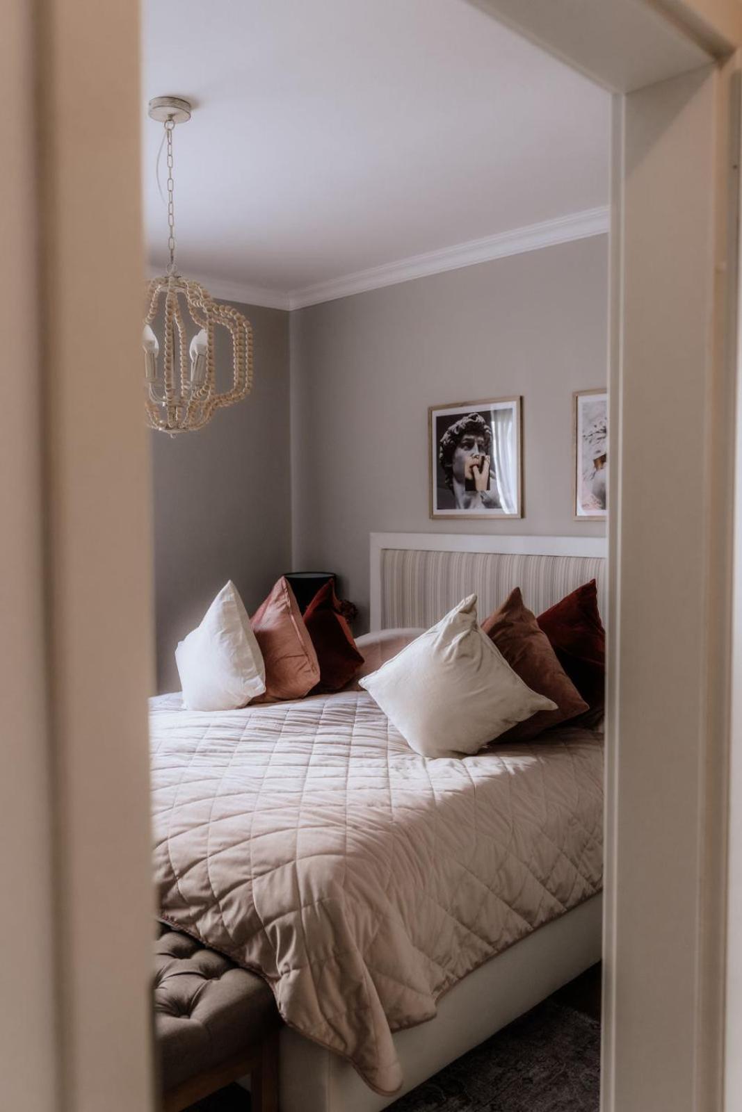 Wohnung Mit Direktem Seeblick Мёнезе Экстерьер фото